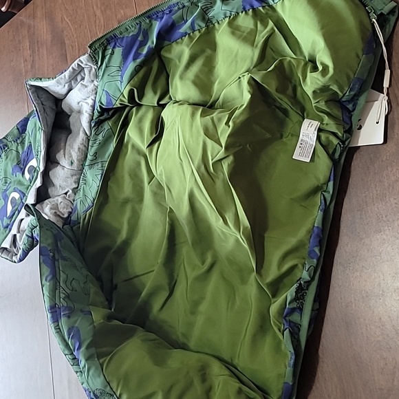 Children Puffer Vest Boys 6-7 years Green Dinosaur print Casual lightweight - Picture 7 of 11